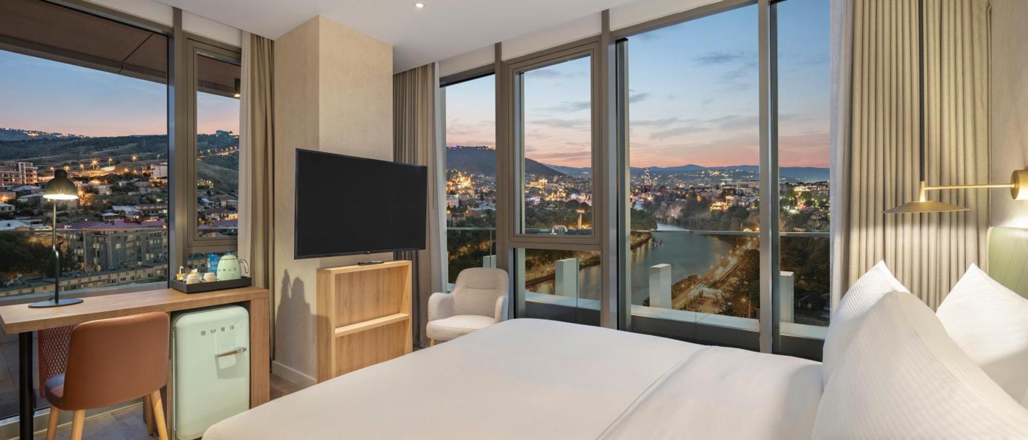 Hilton Garden Inn Tbilisi Riverview المظهر الخارجي الصورة