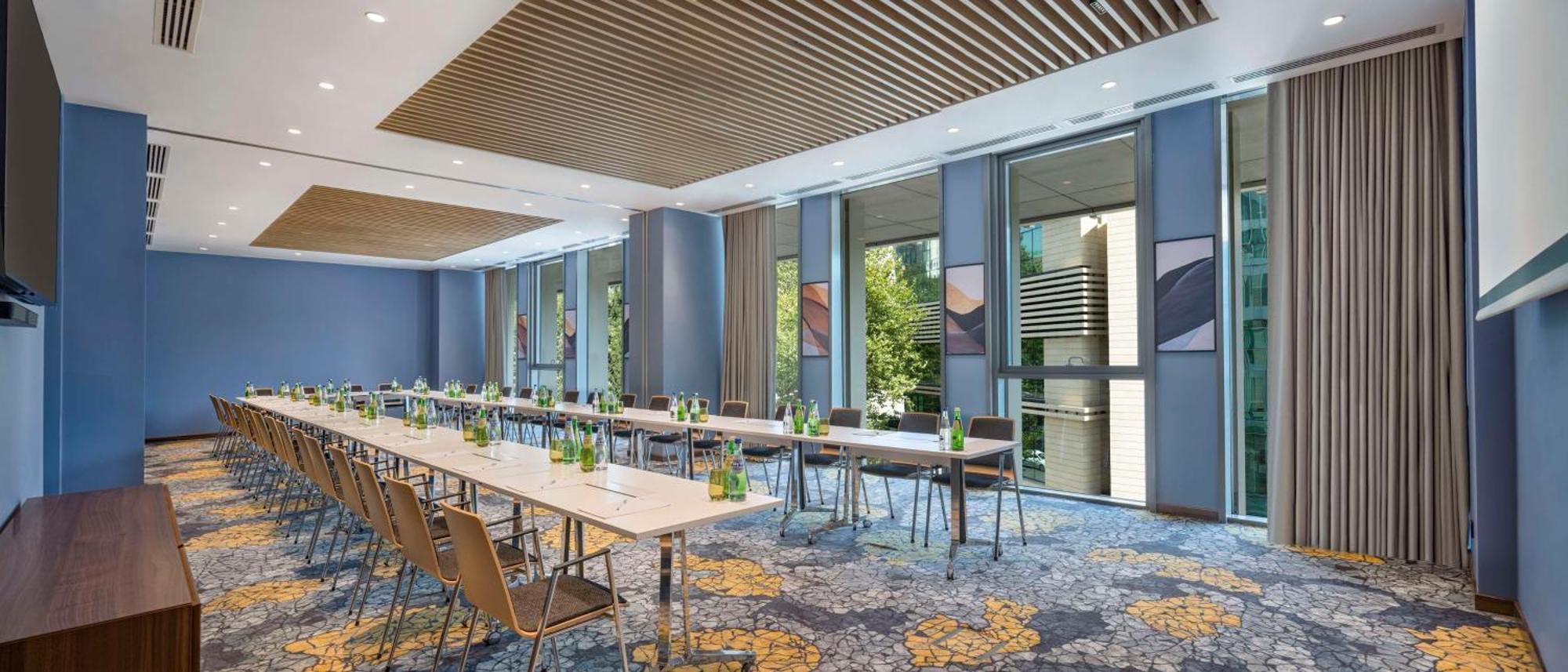Hilton Garden Inn Tbilisi Riverview المظهر الخارجي الصورة