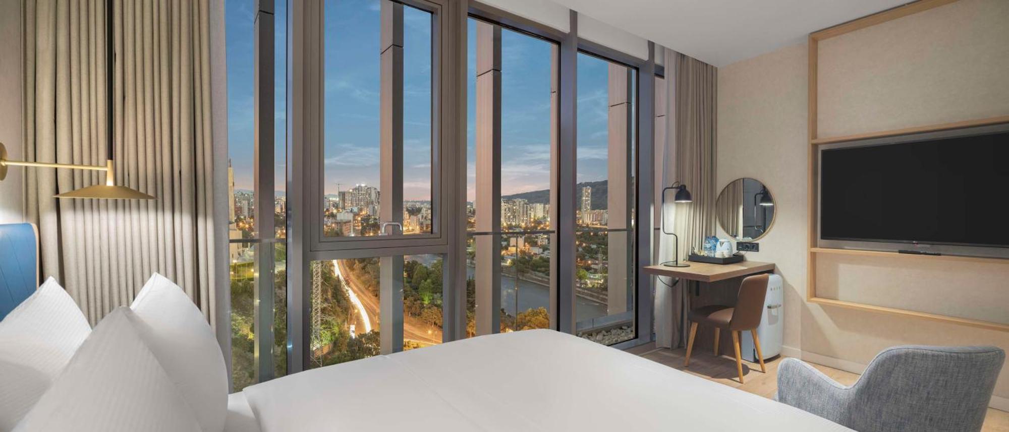 Hilton Garden Inn Tbilisi Riverview المظهر الخارجي الصورة
