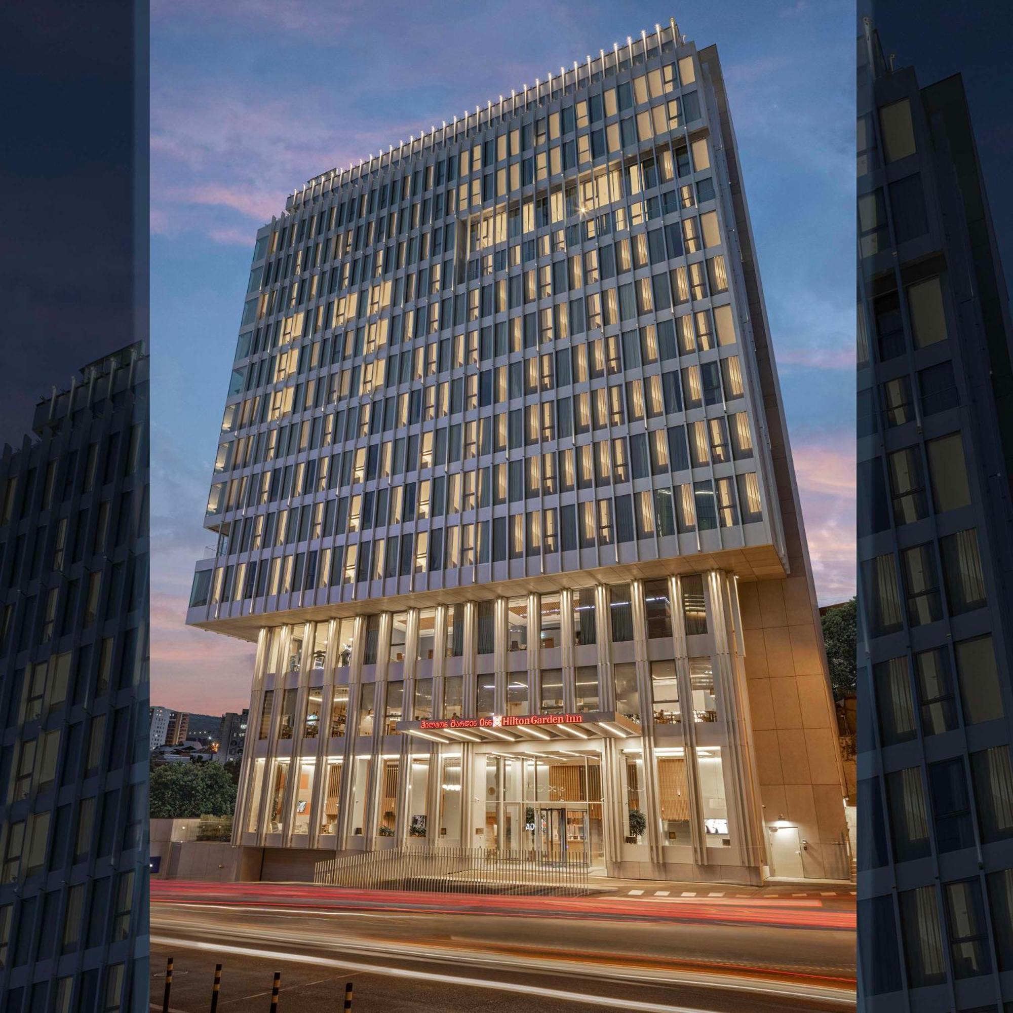 Hilton Garden Inn Tbilisi Riverview المظهر الخارجي الصورة
