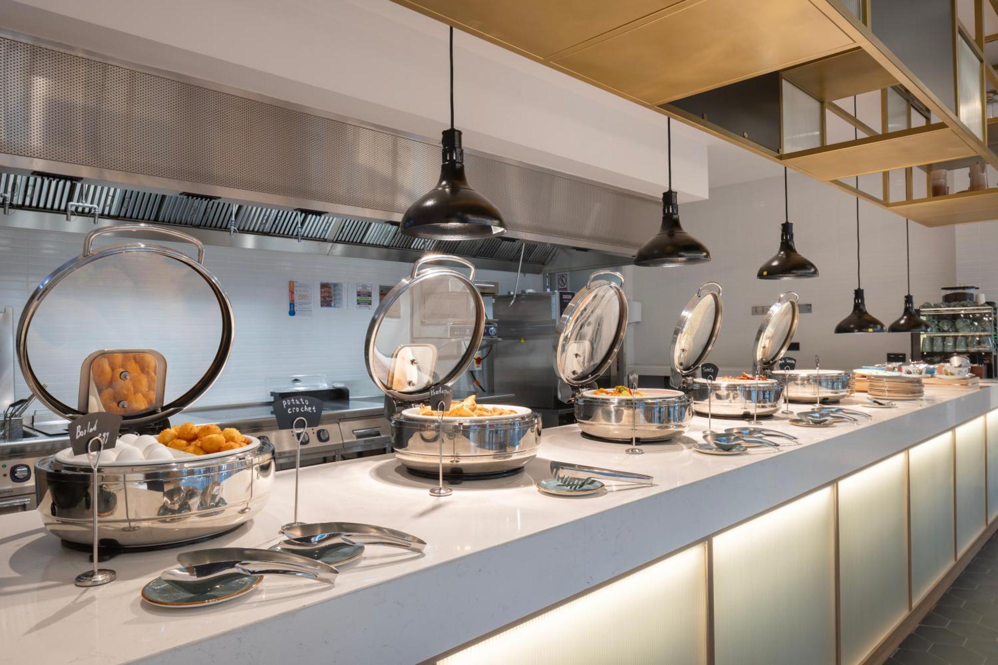 Hilton Garden Inn Tbilisi Riverview المظهر الخارجي الصورة