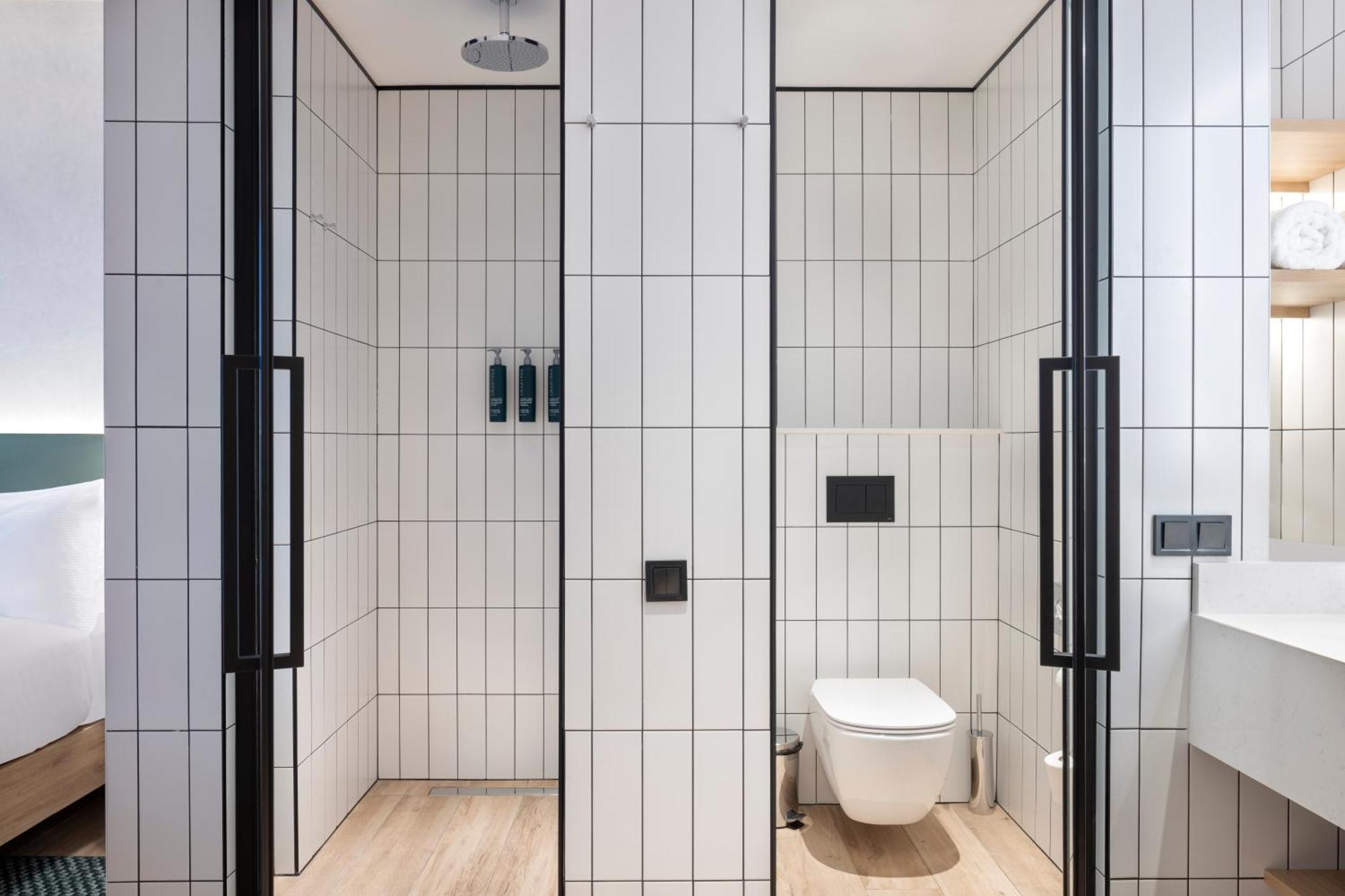 Hilton Garden Inn Tbilisi Riverview المظهر الخارجي الصورة