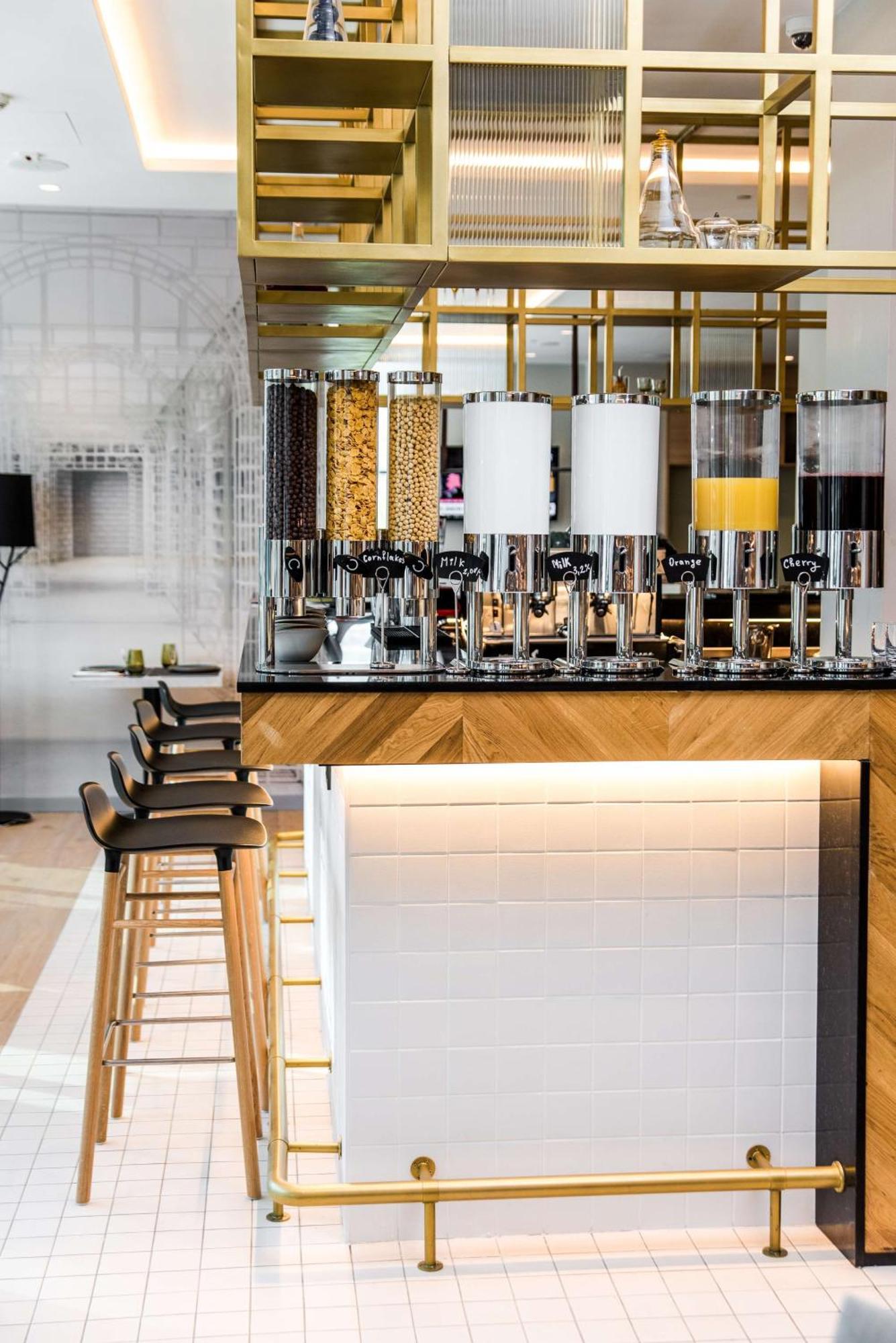 Hilton Garden Inn Tbilisi Riverview المظهر الخارجي الصورة